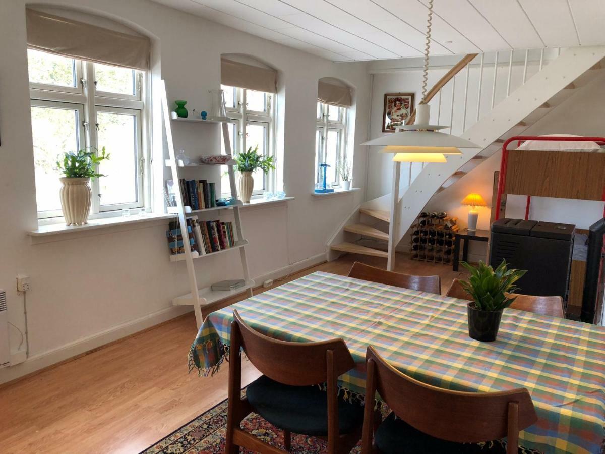 Villa Det Lille Rode Hus à Nyord Extérieur photo